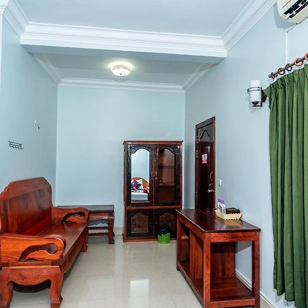 Golden Papaya Guesthouse Siem Reap Exterior photo